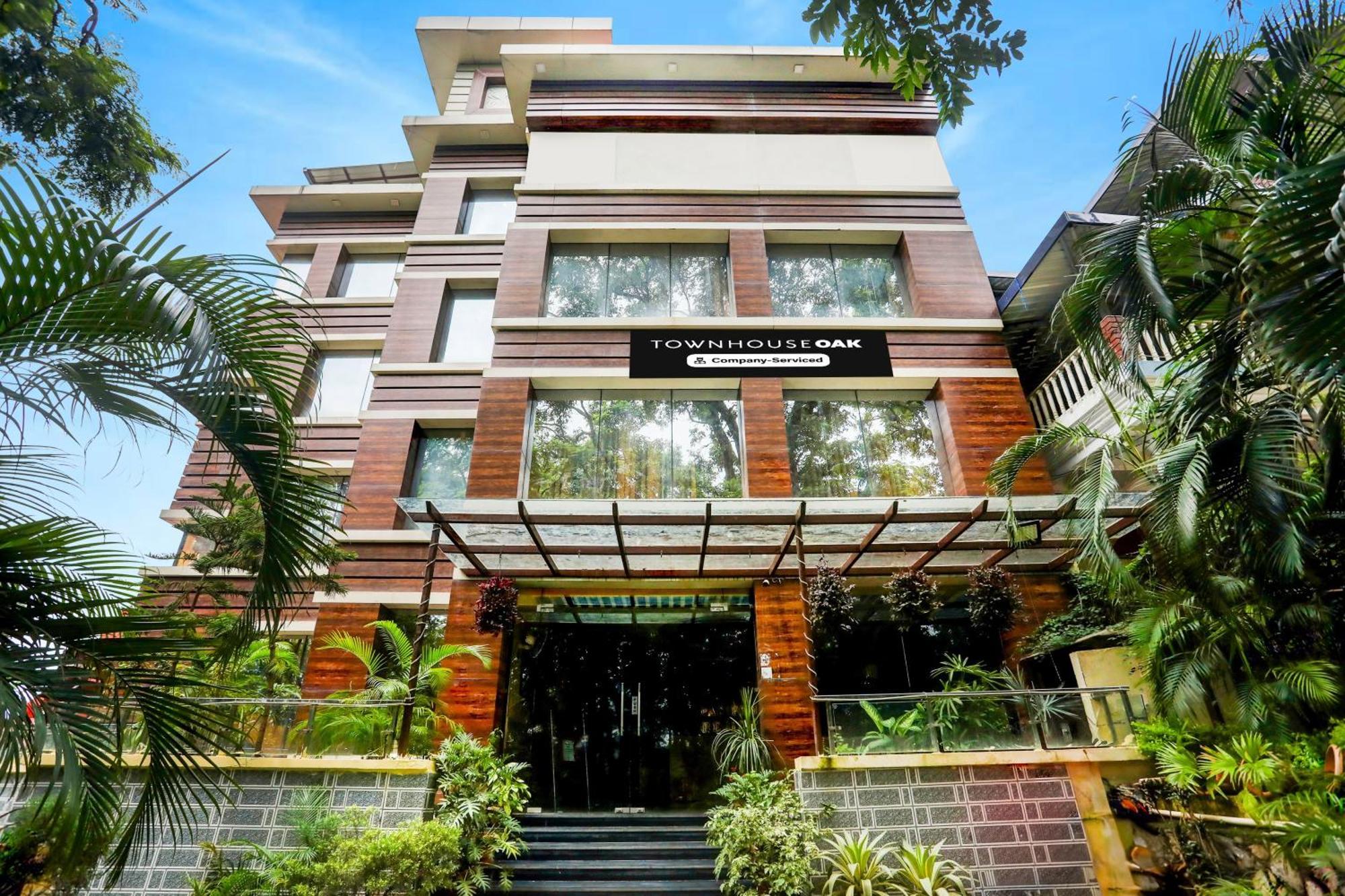 Super Townhouse Oak Pacify Hills Hotel Rājpur Buitenkant foto